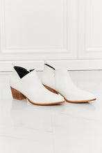 Load image into Gallery viewer, MMShoes Trust Yourself Embroidered Crossover Cowboy Bootie in White
