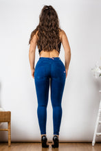 Load image into Gallery viewer, Baeful Buttoned Skinny Jeans
